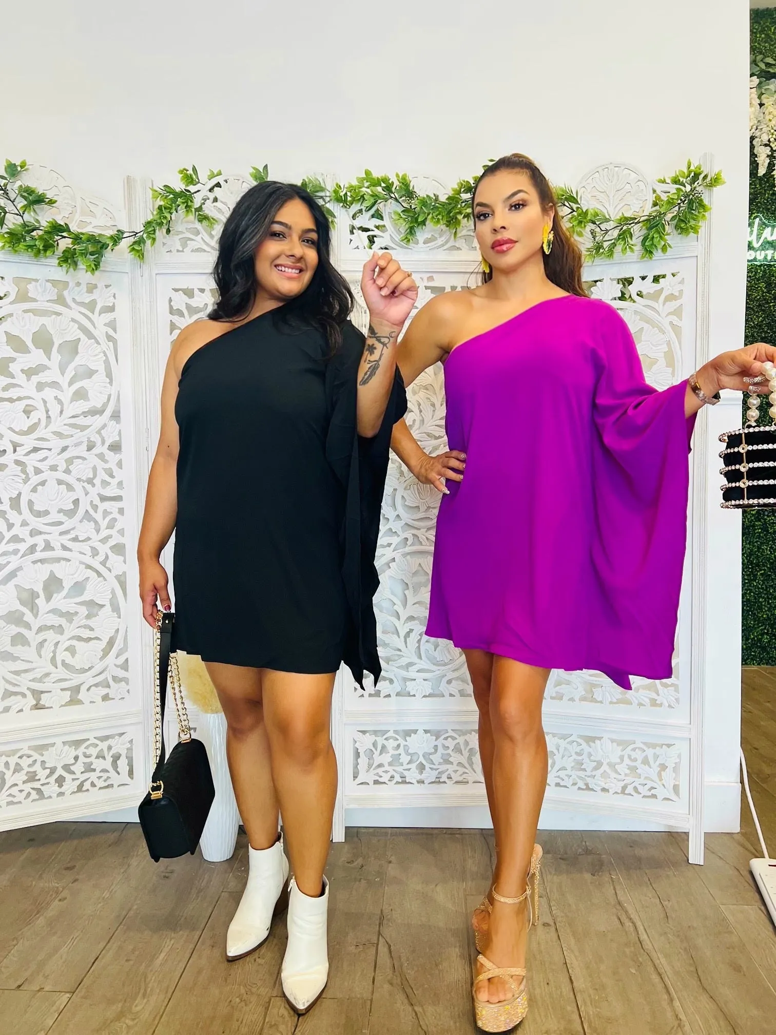 ONE KISS One-Shoulder Ruffle Sleeve Dress